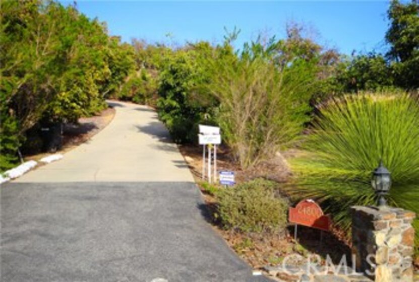 24800 Ravensview Court Photo